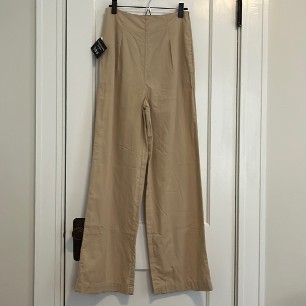 Nicole Williams English x Bar III light brown pants